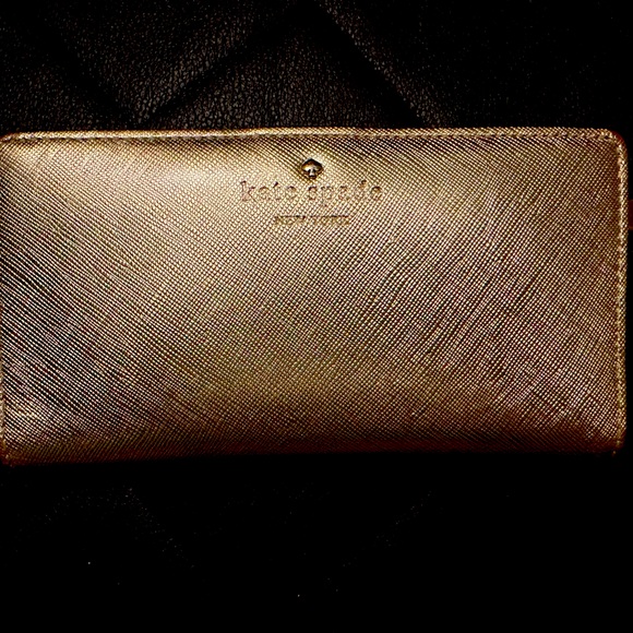 Kate spade wallet - Picture 1 of 3